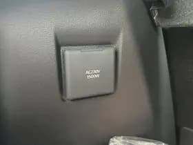 Toyota C-hr thumbnail 22