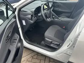 Toyota C-hr thumbnail 28