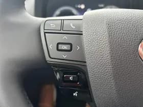 Toyota C-hr thumbnail 34