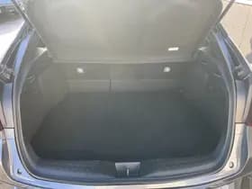 Toyota C-hr thumbnail 12