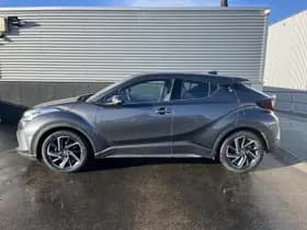 Toyota C-hr thumbnail 3