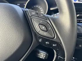 Toyota C-hr thumbnail 24