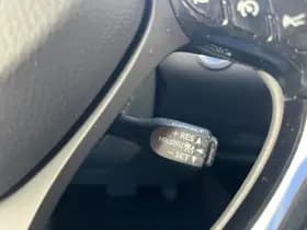 Toyota C-hr thumbnail 25