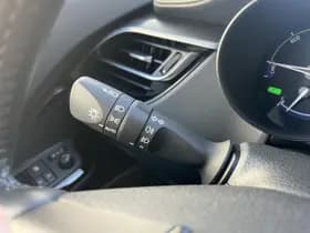 Toyota C-hr thumbnail 26