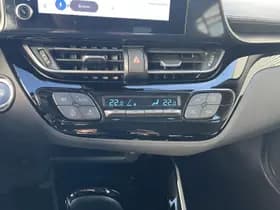 Toyota C-hr thumbnail 33