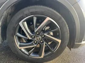 Toyota C-hr thumbnail 57