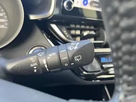 Toyota C-hr thumbnail 76