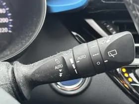 Toyota C-hr thumbnail 11