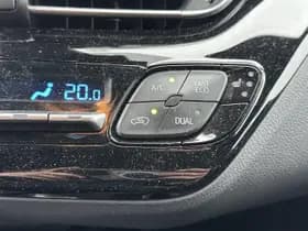 Toyota C-hr thumbnail 16