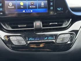 Toyota C-hr thumbnail 18