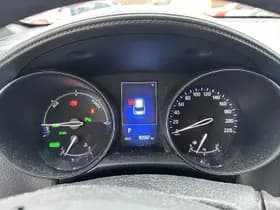 Toyota C-hr thumbnail 4