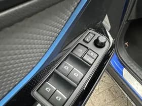 Toyota C-hr thumbnail 6