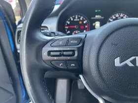 Kia Stonic thumbnail 36