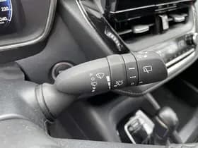 Toyota Corolla thumbnail 34