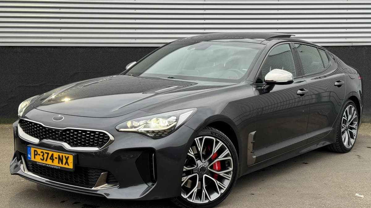 Kia Stinger — foto 1