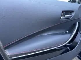 Toyota Corolla thumbnail 38