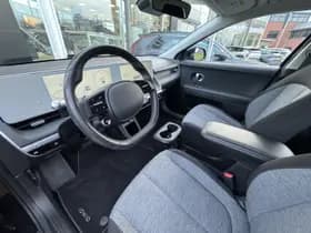 Hyundai Ioniq-5 thumbnail 9