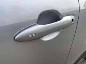 Toyota Yaris-cross thumbnail 8