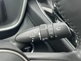 Toyota Corolla-cross thumbnail 21