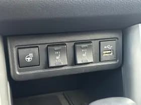 Toyota Corolla-cross thumbnail 22