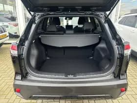 Toyota Corolla-cross thumbnail 23