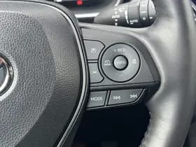 Toyota Corolla-cross thumbnail 52