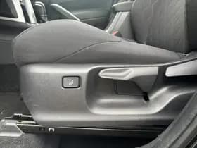 Toyota Corolla-cross thumbnail 59