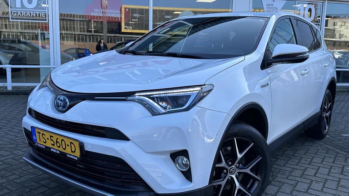 Toyota Rav4 — foto 1