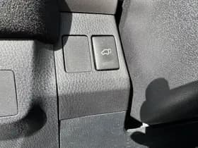 Toyota Rav4 thumbnail 6