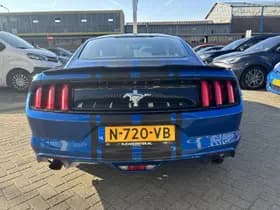Ford Mustang thumbnail 18