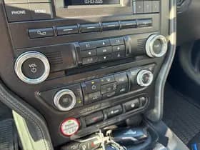 Ford Mustang thumbnail 39