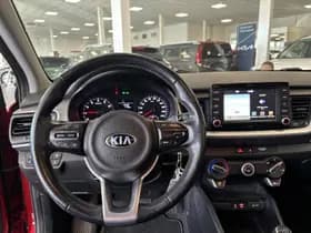 Kia Stonic thumbnail 5