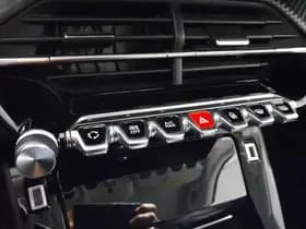 Peugeot E-2008 thumbnail 26