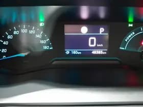 Peugeot E-2008 thumbnail 7