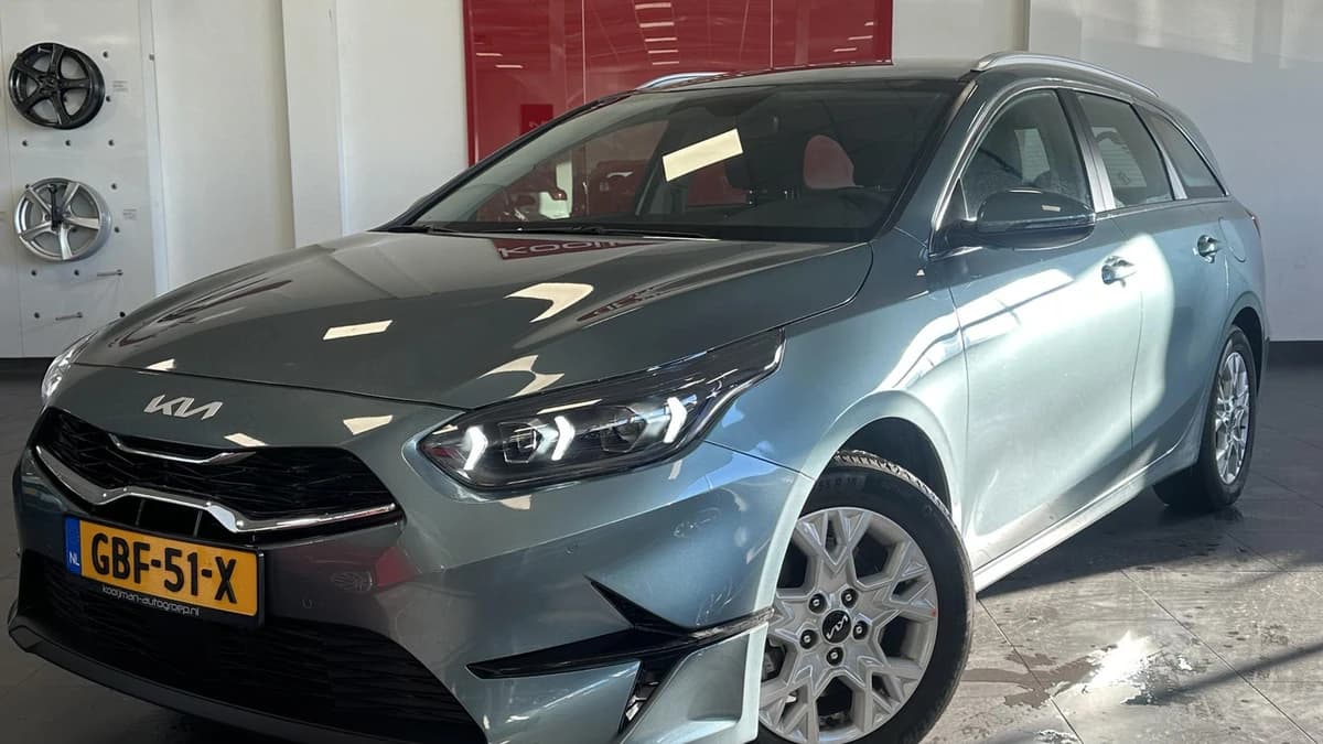 Kia Ceed-sportswagon — foto 1