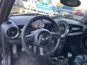 Mini Cooper-s thumbnail 6