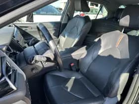 Toyota Camry thumbnail 5