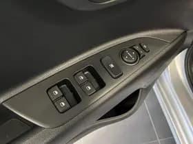 Kia Rio thumbnail 30