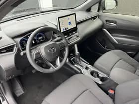 Toyota Corolla-cross thumbnail 18