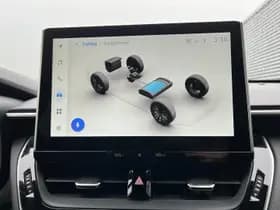 Toyota Corolla-cross thumbnail 37