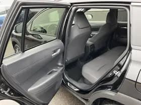 Toyota Corolla-cross thumbnail 42