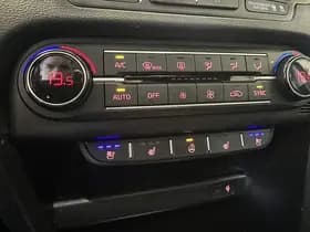 Kia Ceed thumbnail 33