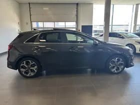 Kia Ceed thumbnail 41