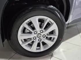 Toyota Yaris-cross thumbnail 2