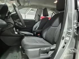 Toyota Yaris-cross thumbnail 30