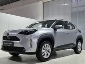 Toyota Yaris-cross thumbnail 5