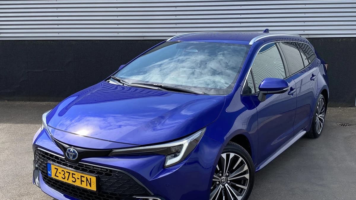 Toyota Corolla-touring-sports — foto 1