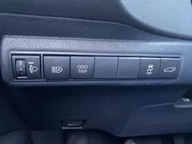 Toyota Corolla-touring-sports thumbnail 104