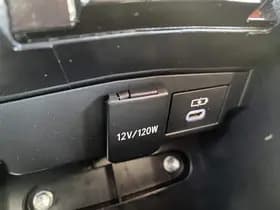 Toyota Corolla-touring-sports thumbnail 107