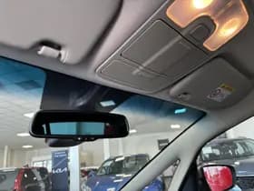 Kia Carens thumbnail 14